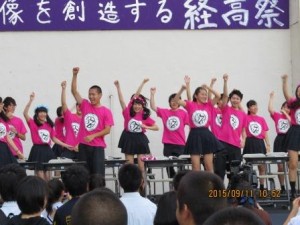 商業科２－４によるダンスパフォーマンス