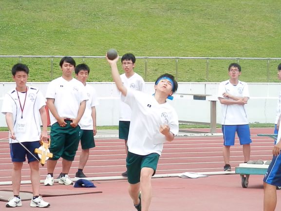 陸上競技会を開催致しました 千葉経済大学附属高等学校