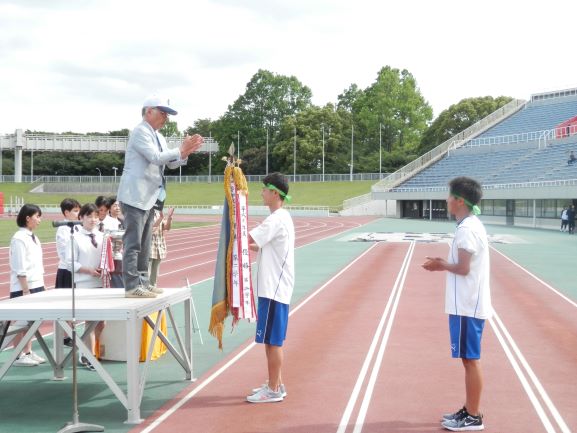 陸上競技会を開催致しました 千葉経済大学附属高等学校