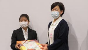 【贈呈セレモニー】感謝の気持ちをお伝えしました